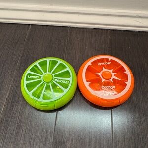 NWOT Green Orange Lime Lemon Kitchen Pill Dispenser Health- Surface Scratches